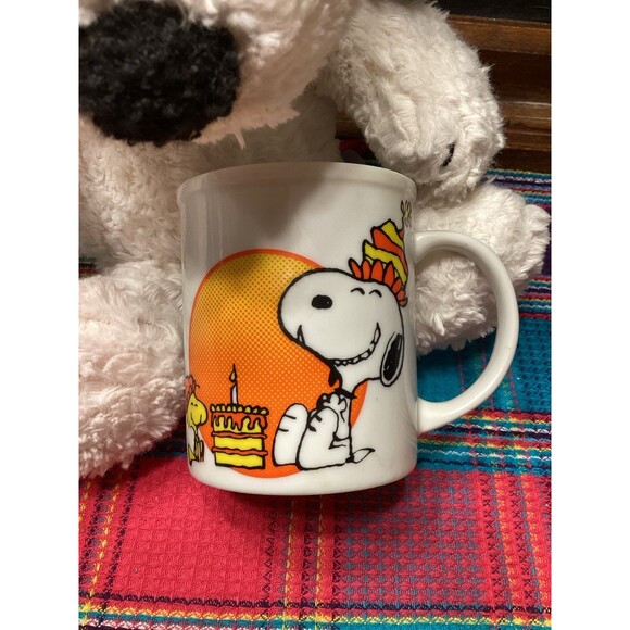 Snoopy Lambs & Ivy Plush Dog Plus Vintage Happy Birthday Ceramic Coffee Mug Pair - Picture 2 of 12